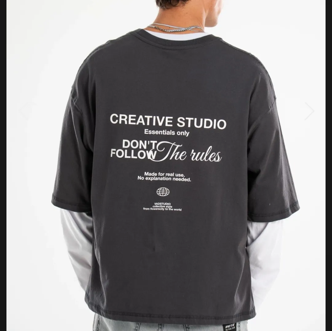 remera vandal gris